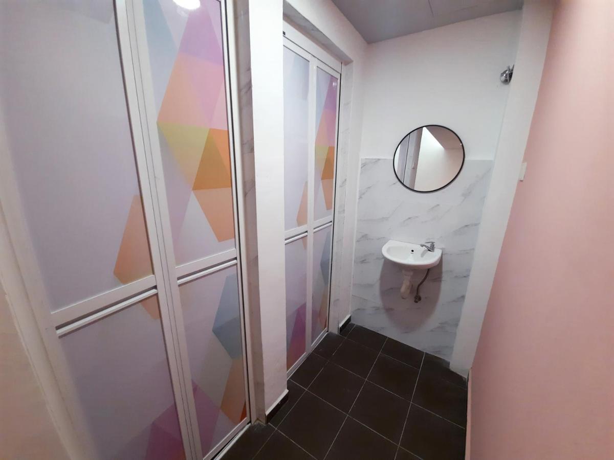 Good2Stay Budget Hotel L Lift L Coway Water L Wifi6 L Laundromat Malacca Номер фото